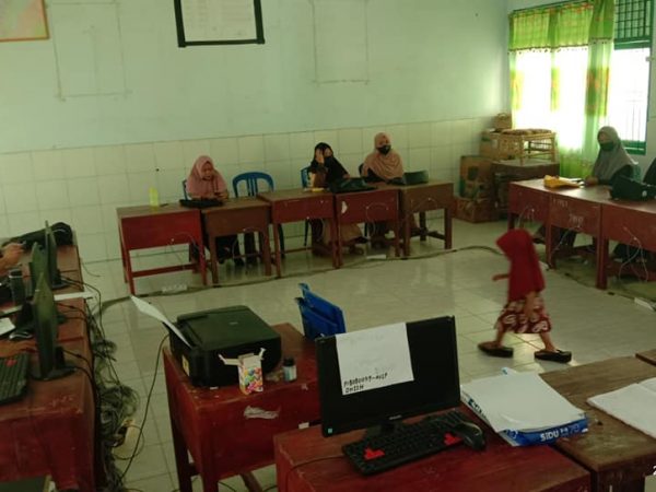 RAPAT EVALUASI KERJA